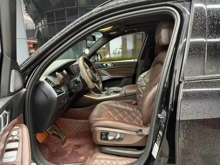 BMW X5 2022 Model xDrive 40Li Exclusive Model M Sports Set – фото 9