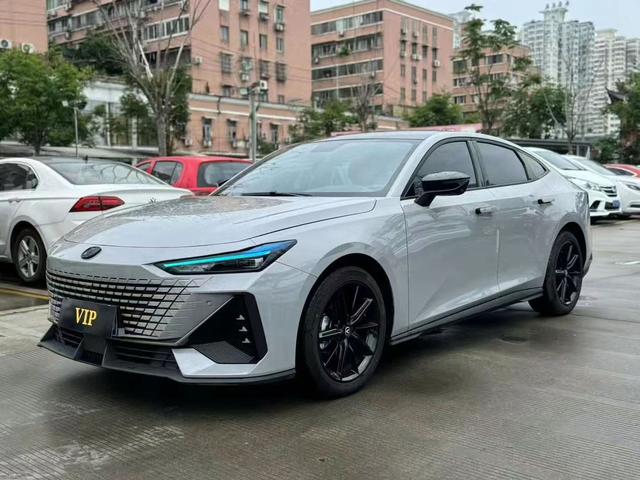 Changan UNI-V 2022 1.5T Premium