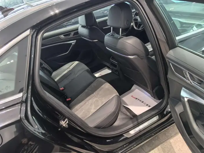 Audi A6L 2024 Model 40 TFSI Luxury Dynamic Model – фото 9