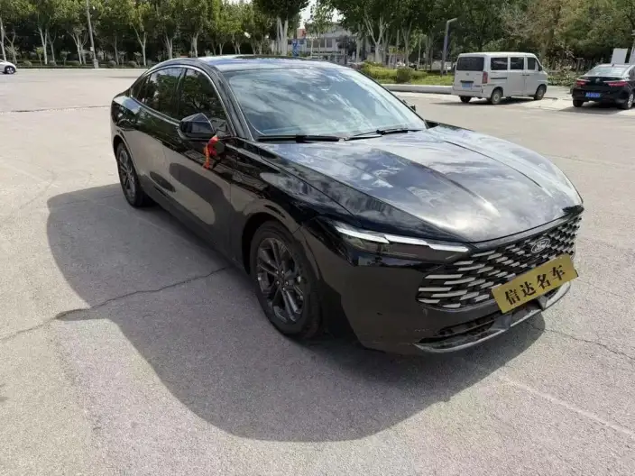 Ford Mondeo 2026 Model 2.0T EcoBoost Luxury Model