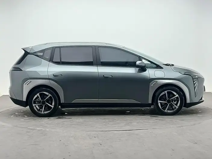 AION Y 2023 Model Plus 610 Smart Driving Edition – фото 8