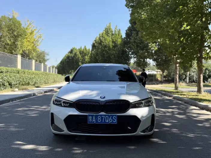 BMW 3 Series 2025 Model 330i 50th Anniversary Limited edition – фото 2
