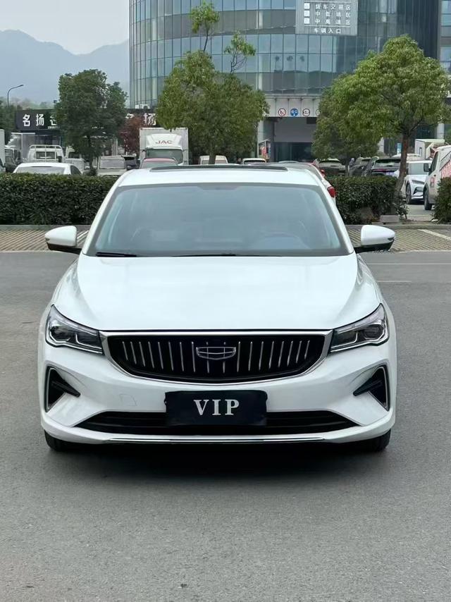 Geely Emgrand 2022 Generation 4 1.5L CVT Elite – фото 2