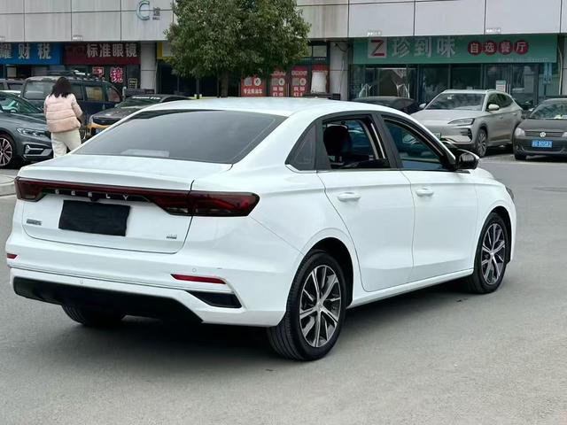 Geely Emgrand 2022 Generation 4 1.5L CVT Elite – фото 6