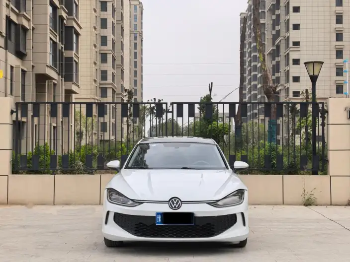 Volkswagen Lamando 2024 Model Volkswagen Lamando L 200TSI DSG Trendy and spicy version