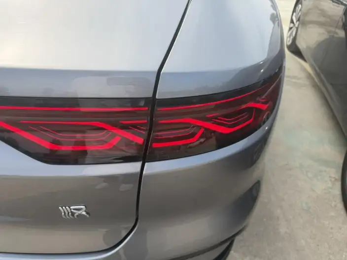 BYD Han DM 2022 Model DM-i 121KM Noble Model – фото 8