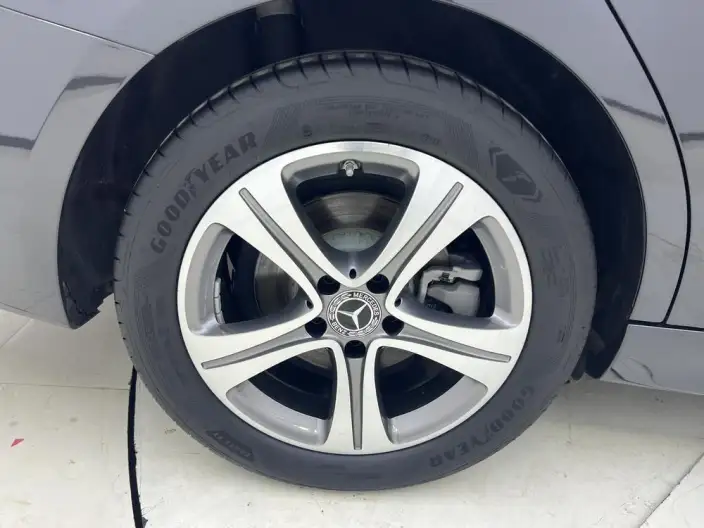 Mercedes-Benz C-Class 2022 Model C 200 L Sports Edition – фото 7