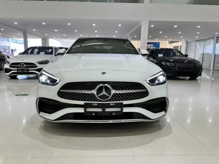 Mercedes-Benz C-Class 2024 Model Facelift II C 260 L Sports Edition – фото 2