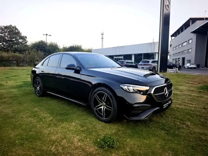 Mercedes-Benz E-Class Imported 2024 Model E 260 Sports Edition – фото 3