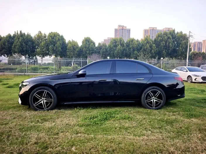 Mercedes-Benz E-Class Imported 2024 Model E 260 Sports Edition – фото 4