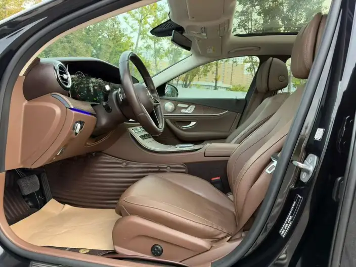Mercedes-Benz E-Class PHEV 2022 Model Facelift II E 350 e L sedan – фото 8