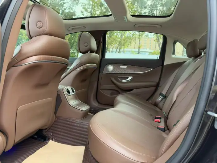 Mercedes-Benz E-Class PHEV 2022 Model Facelift II E 350 e L sedan – фото 9