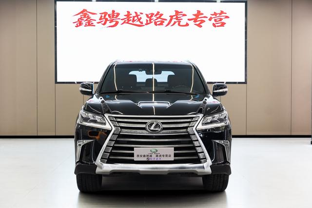 Lexus LX Модель 2019 года 5.7L автоматическое 4WD 7 seat параллельный импорт Imported – фото 2