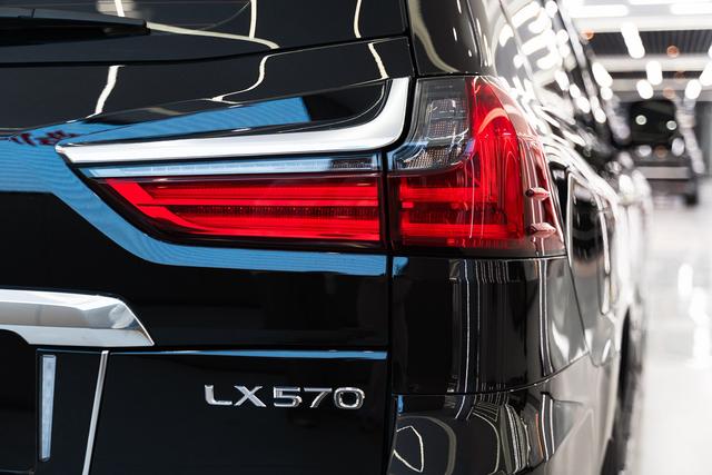 Lexus LX Модель 2019 года 5.7L автоматическое 4WD 7 seat параллельный импорт Imported – фото 6