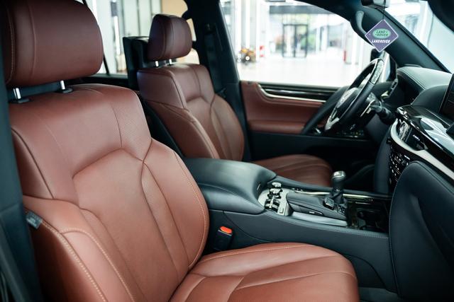 Lexus LX Модель 2019 года 5.7L автоматическое 4WD 7 seat параллельный импорт Imported – фото 17
