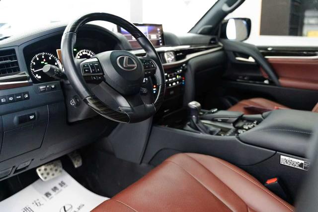 Lexus LX Модель 2019 года 5.7L автоматическое 4WD 7 seat параллельный импорт Imported – фото 18