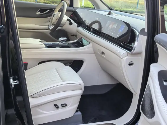 VOYAH Dreamer PHEV 2024 Model Ultra-long Endurance Ultimate Edition – фото 6