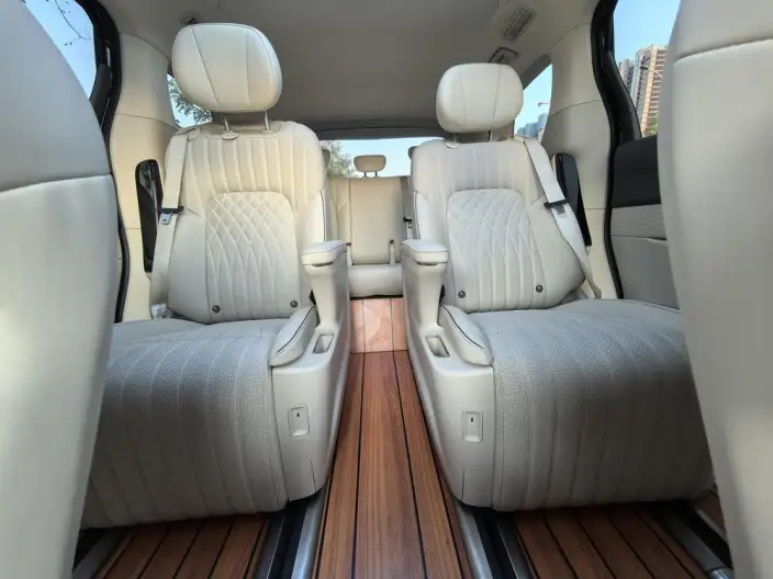 VOYAH Dreamer PHEV 2024 Model Ultra-long Endurance Ultimate Edition – фото 10