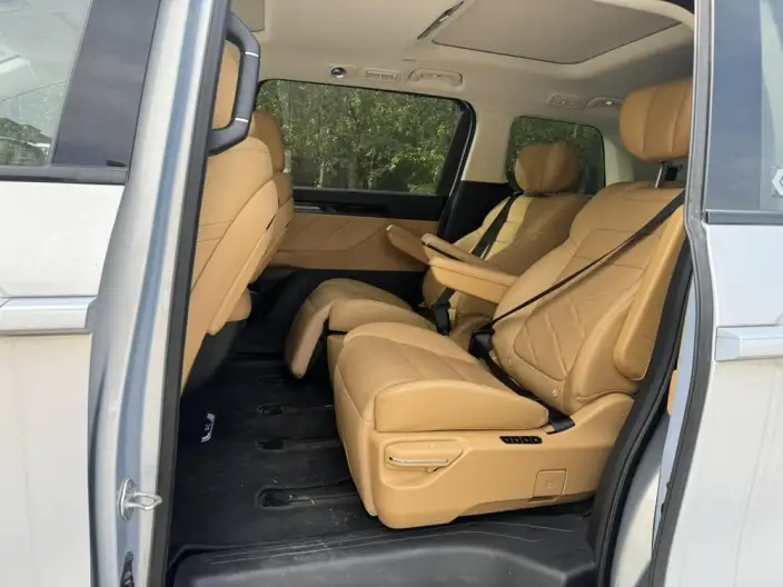 GAC Trumpchi E8 PHEV 2024 Model 2.0ATK 150km MAX+ – фото 9