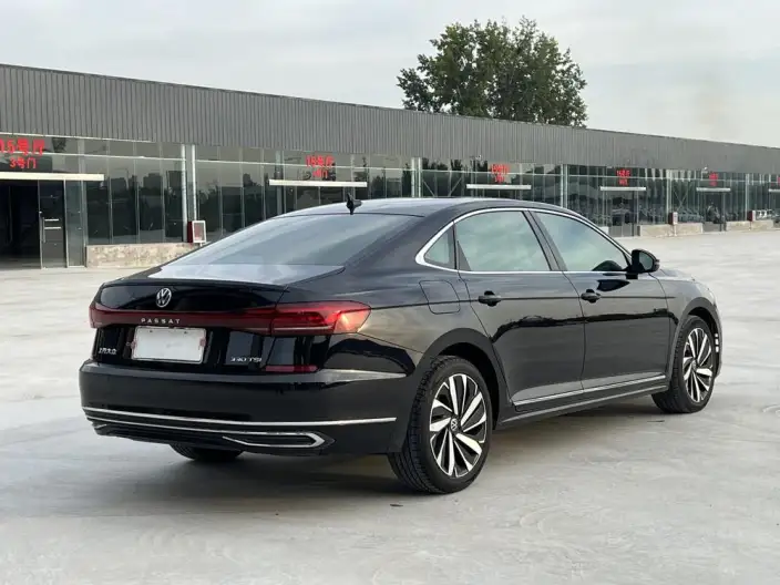 Volkswagen Passat 2022 Model 330TSI Elite Edition – фото 7