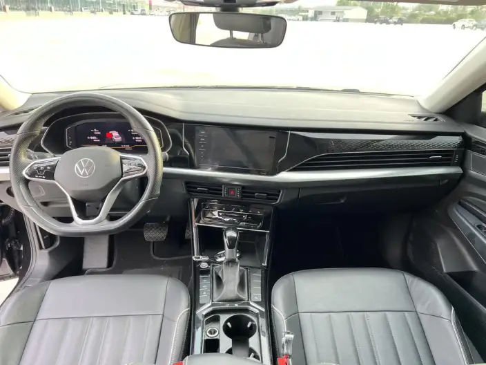 Volkswagen Passat 2022 Model 330TSI Elite Edition – фото 10