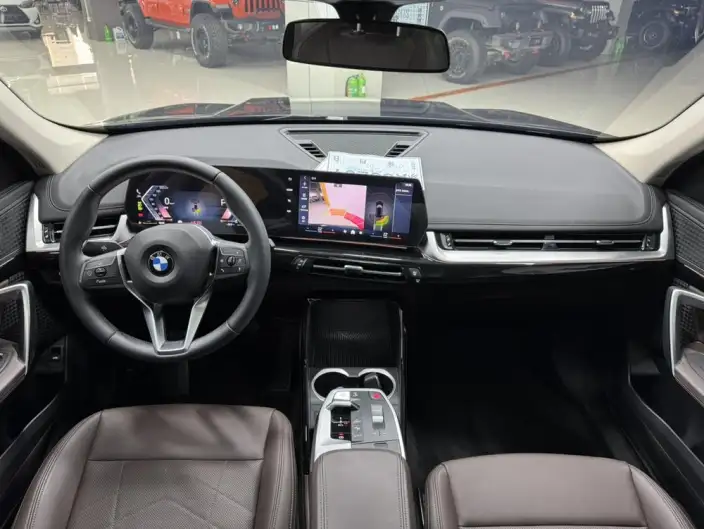 BMW X1 2023 Model sDrive20Li X Design Set – фото 7