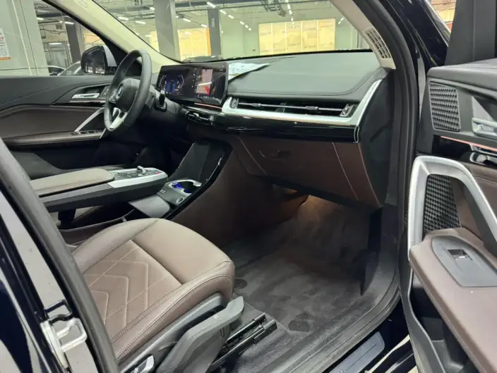 BMW X1 2023 Model sDrive20Li X Design Set – фото 8