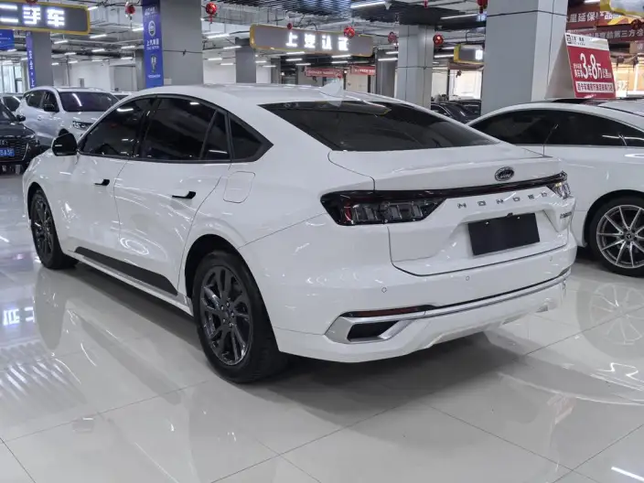 Ford Mondeo 2025 Model EcoBoost 245 Luxury Model