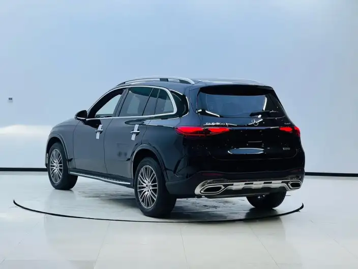 Mercedes-Benz GLC 2025 Model GLC 300 L 4MATIC Dynamic Model 5 seat – фото 4