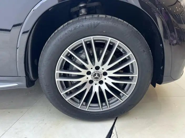Mercedes-Benz GLC 2025 Model GLC 300 L 4MATIC Dynamic Model 5 seat – фото 6