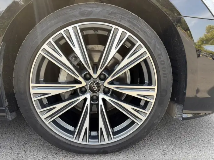 Audi A6L 2025 Model 40 TFSI Luxury Dynamic Model – фото 6