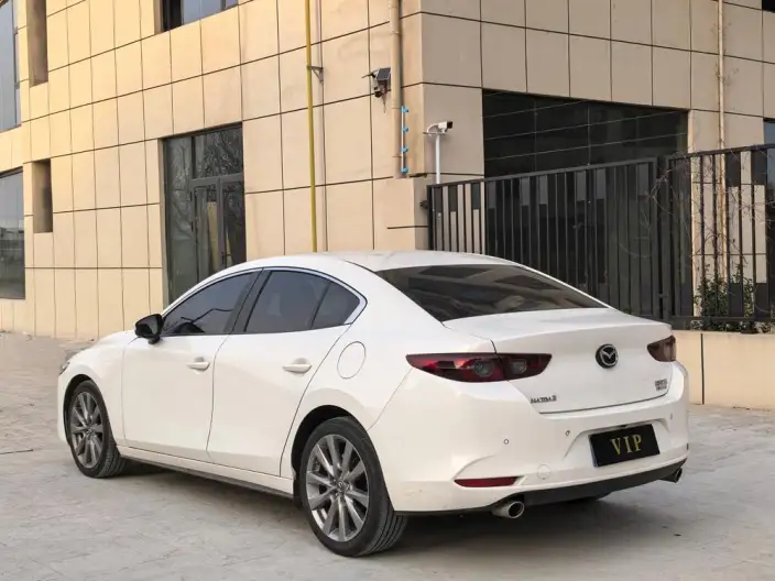 Mazda3 Axela 2023 Model 2.0L Automatic Zhi Ya Edition – фото 5
