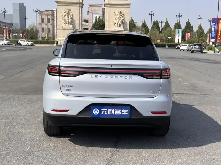 Leapmotor C11 2026 Model EV Edition 640 LiDAR Zhizun Edition – фото 6