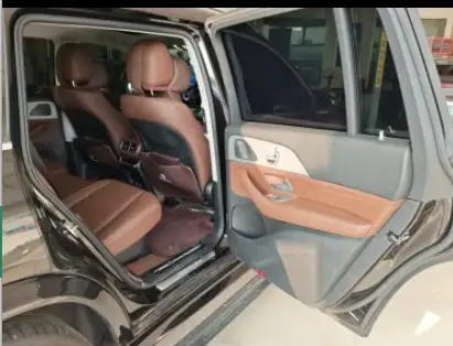 Mercedes-Benz GLS 2025 Model GLS 450 4MATIC Dynamic Model – фото 9