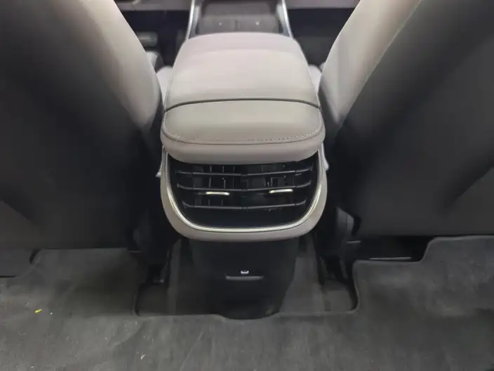 NIO ET5T 2026 Model 75kWh – фото 8
