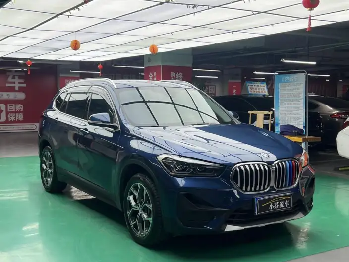 BMW X1 2022 Model sDrive25Li Leading Model – фото 3