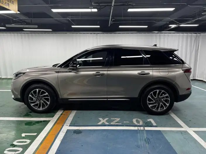 Lincoln Corsair 2022 Model 2.0T 2WD Exclusive Edition