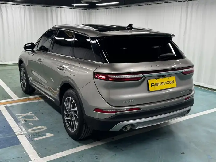 Lincoln Corsair 2022 Model 2.0T 2WD Exclusive Edition – фото 5