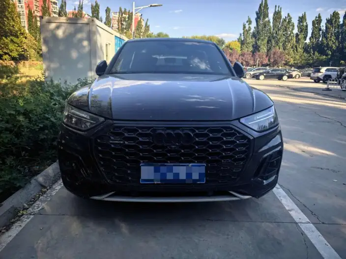 Audi Q5L Sportback 2023 Model 40 TFSI Luxury Model