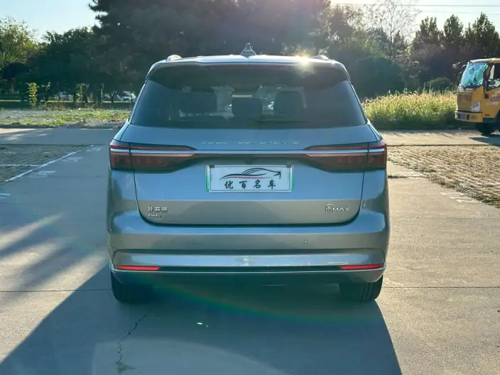 BYD Song MAX DM 2022 Model DM-i 105KM Flagship Model – фото 6