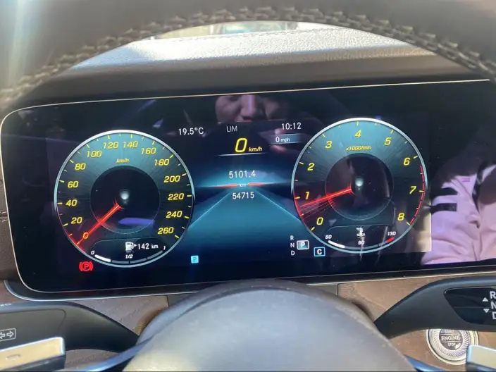 Mercedes-Benz E-Class 2022 Model E 260 L 4MATIC sedan – фото 6