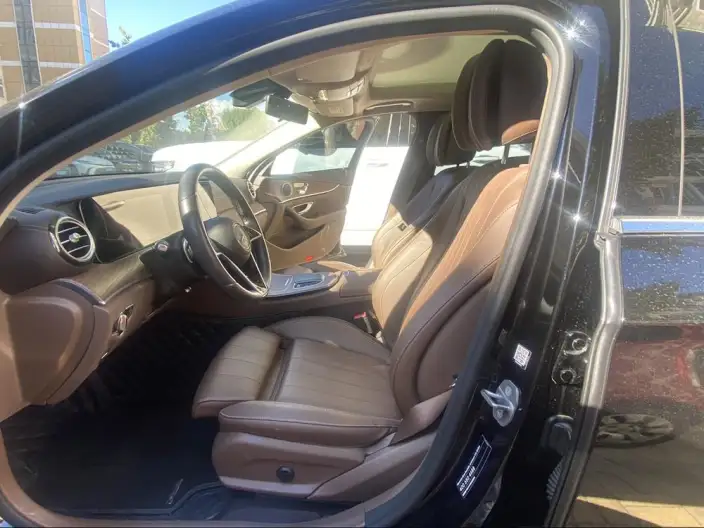 Mercedes-Benz E-Class 2022 Model E 260 L 4MATIC sedan – фото 10