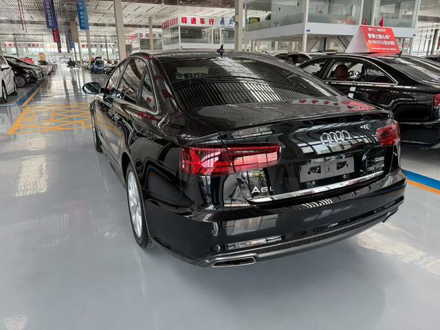 Audi A6L 2018 30th Anniversary 35 TFSI Style – фото 9
