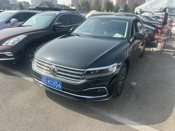 Volkswagen Phaeton 2021 Model 380TSI Deluxe Edition