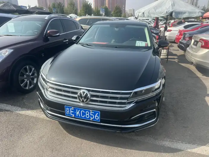 Volkswagen Phaeton 2021 Model 380TSI Deluxe Edition