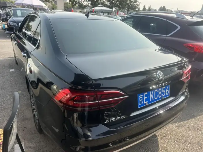 Volkswagen Phaeton 2021 Model 380TSI Deluxe Edition