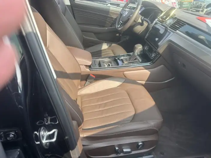 Volkswagen Phaeton 2021 Model 380TSI Deluxe Edition – фото 8
