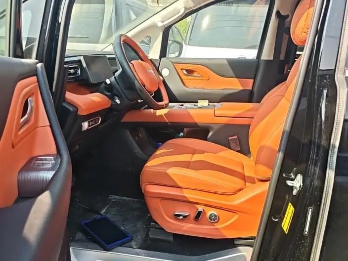 Ruisheng M8 New Energy 2026 Model Extended Range Edition 230 Flagship Model 7 seat – фото 10