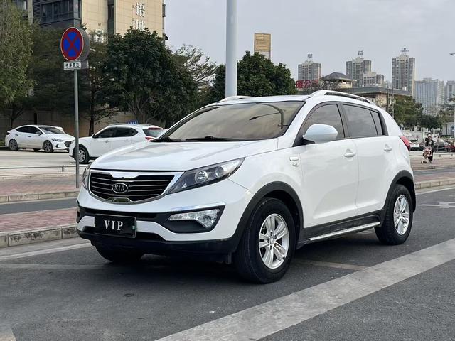 Kia Sportage 2014 модификация 2.0L автоматическое 2WD Edition GL – фото 1