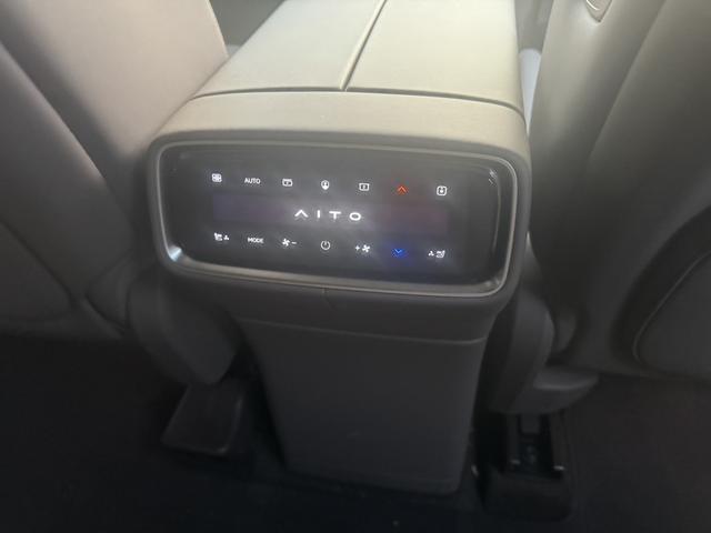 AITO M9 2024 Extended-Range Ultra 5-seater – фото 8